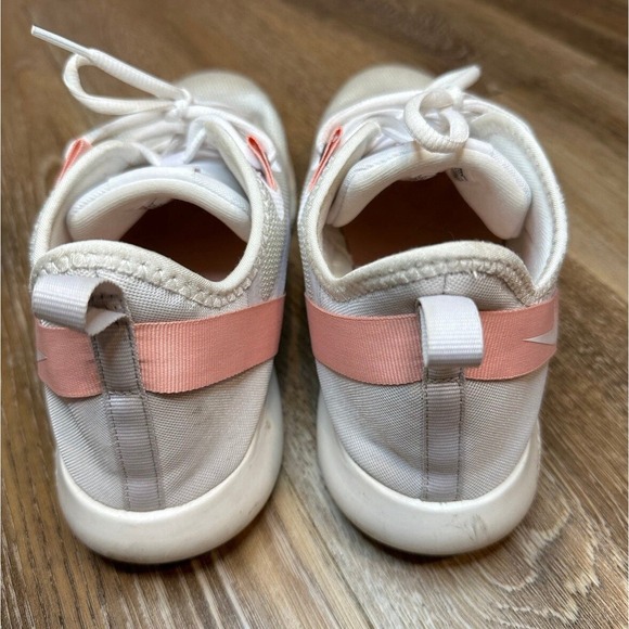 Nike Womens Flex TR 9 AQ7491-006 Gray White Pink Running Shoes Sneakers Size 11 - Picture 6 of 8